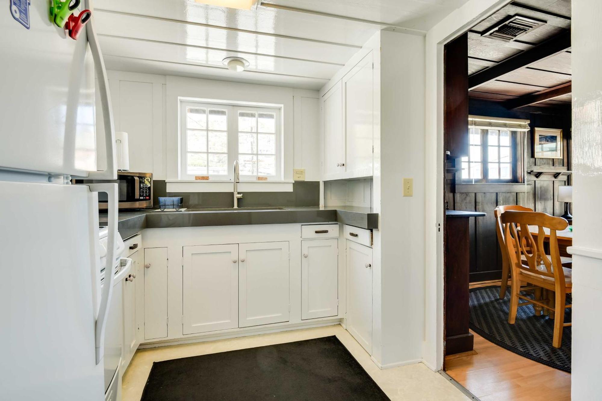 Charming Catalina Gem With Deck Walk To The Beach! อาวาลอน ภายนอก รูปภาพ