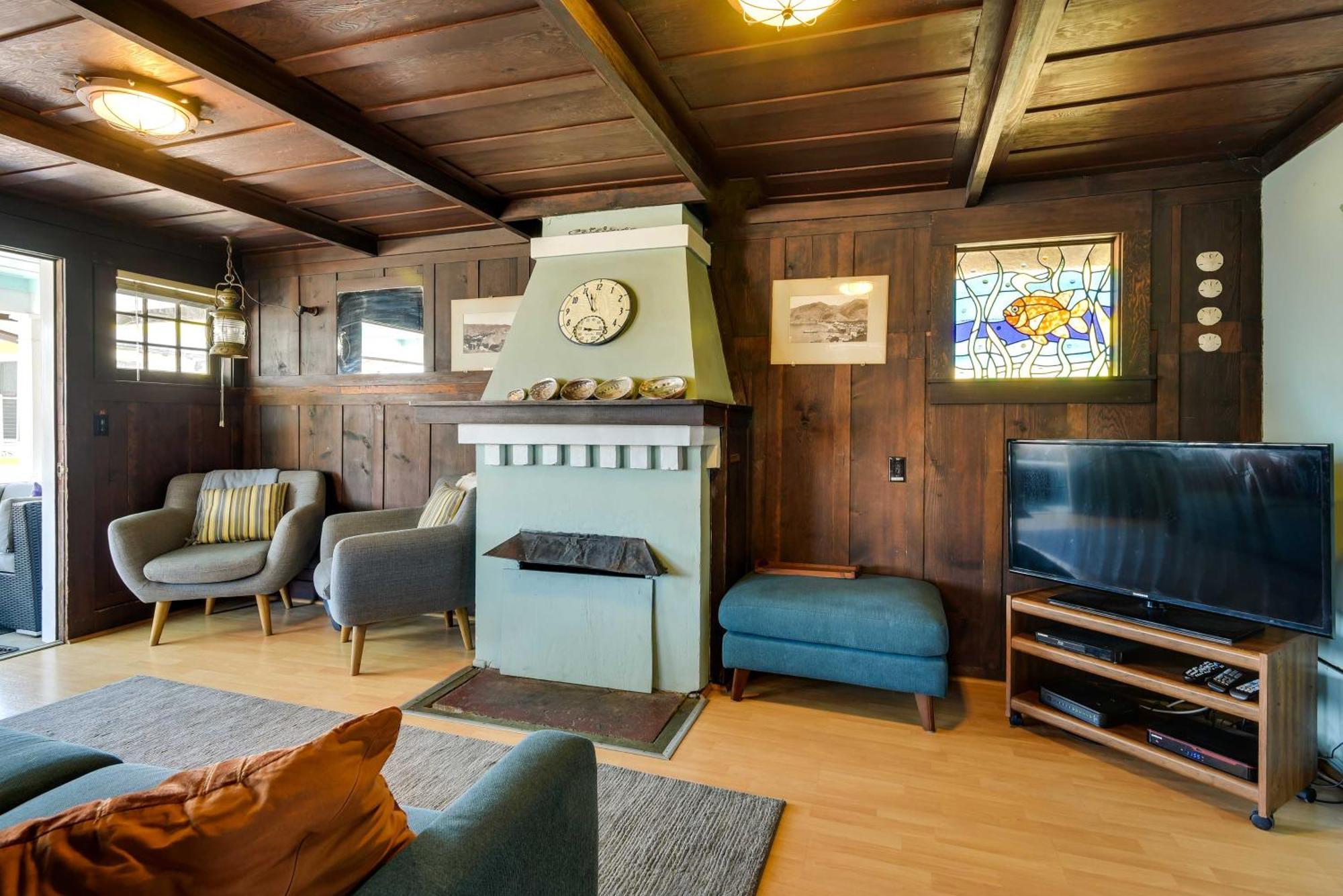 Charming Catalina Gem With Deck Walk To The Beach! อาวาลอน ภายนอก รูปภาพ